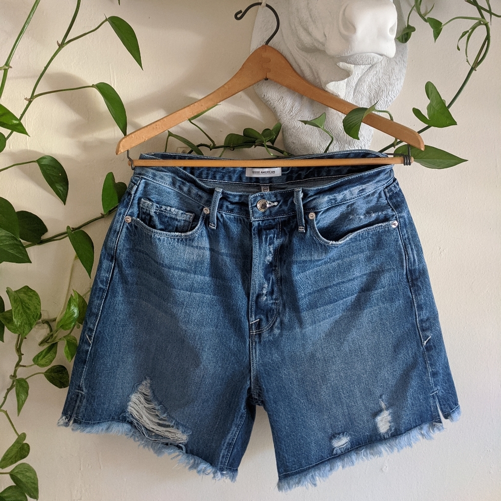 *Sold* Good American High Waist Denim Shorts 4/27
